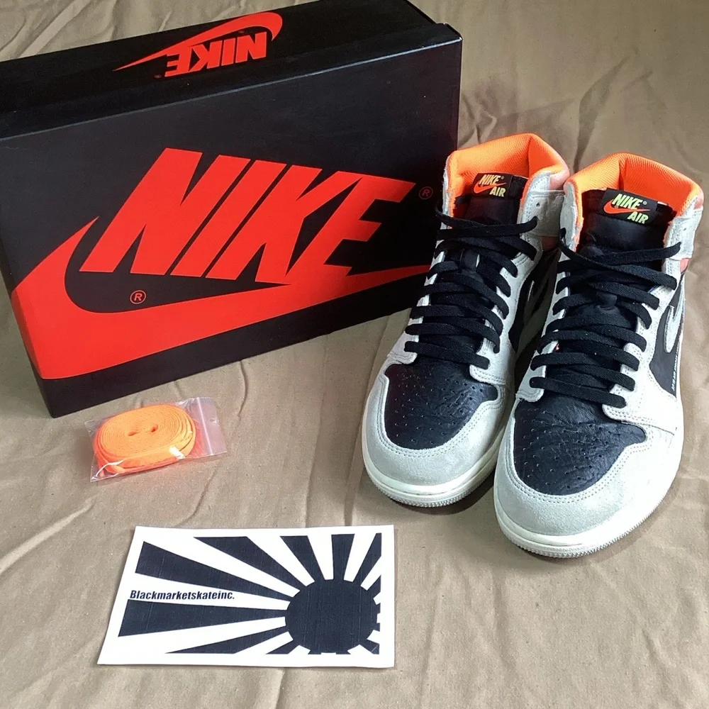 Nike Air Jordan 1 Retro High OG Neutral Grey 555088-018 Men's Size 10.5